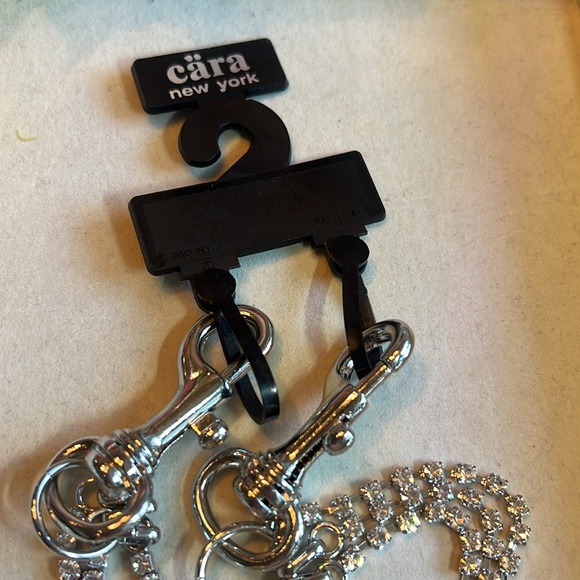 Cara New York Rhinestone Triple Strand Belt Chain New - Picture 4 of 5